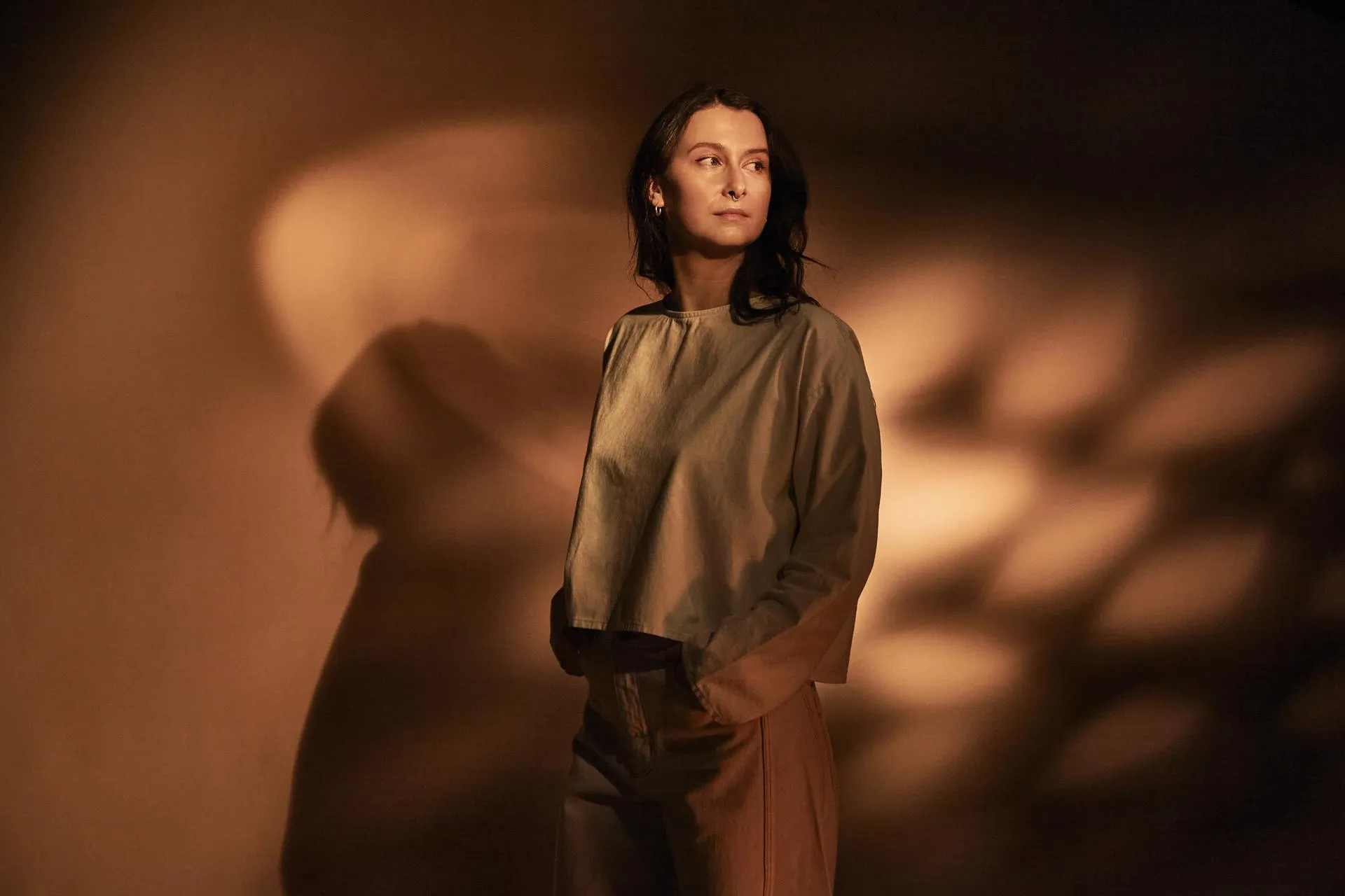 Jasmine Myra, Là où la lumière se pose
