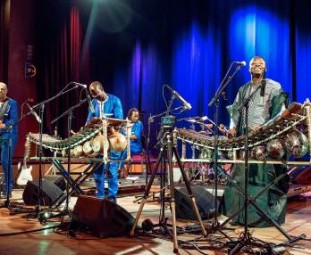 Bil Aka Kora, Band und Mamadou Diabate, Percussion Mania