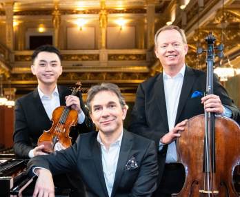 Альтенбеpг-тpио