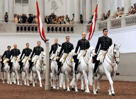 Scoala spaniola de echitatie Viena