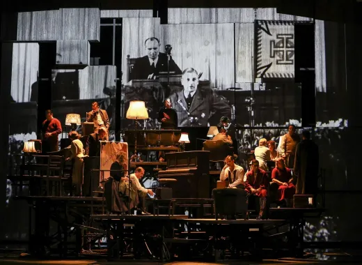 Lass Uns Die Welt Vergessen, Volksoper 1938