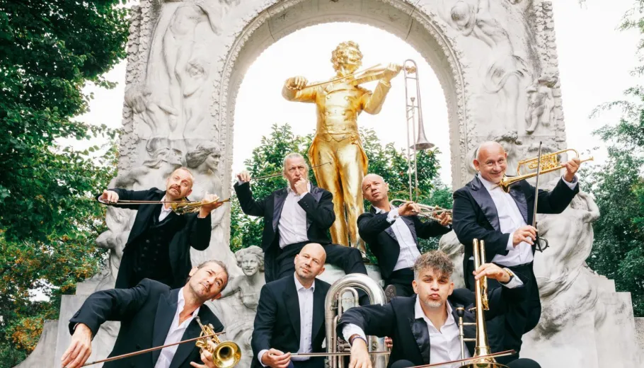 Mnozil Brass