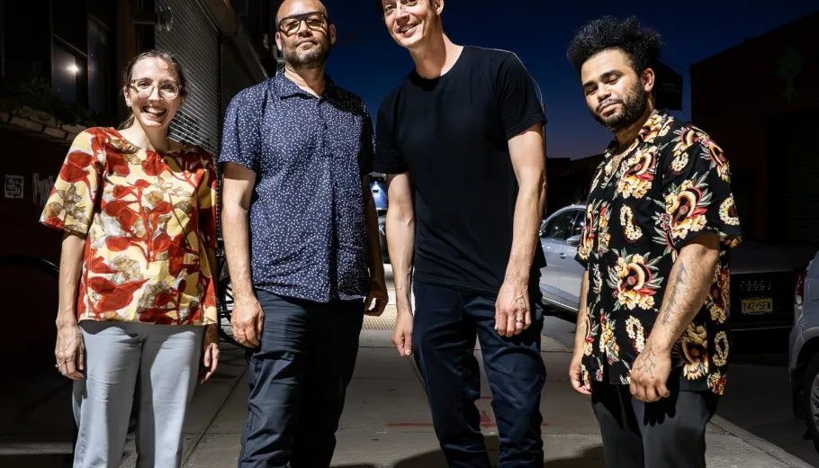 Ches Smith Clone Row